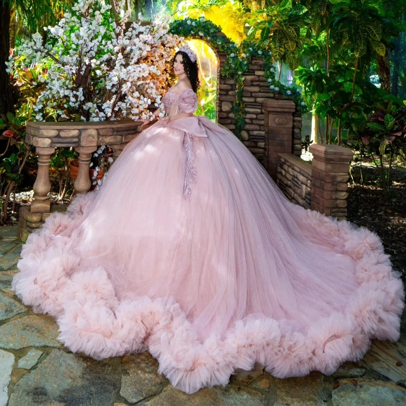 

Pink Shiny Quinceanera Dresses Ball Gown Off The Shoulder Applique Beading Crystal Tiered Tull Bow Party Birthday Sweet 16 Dress