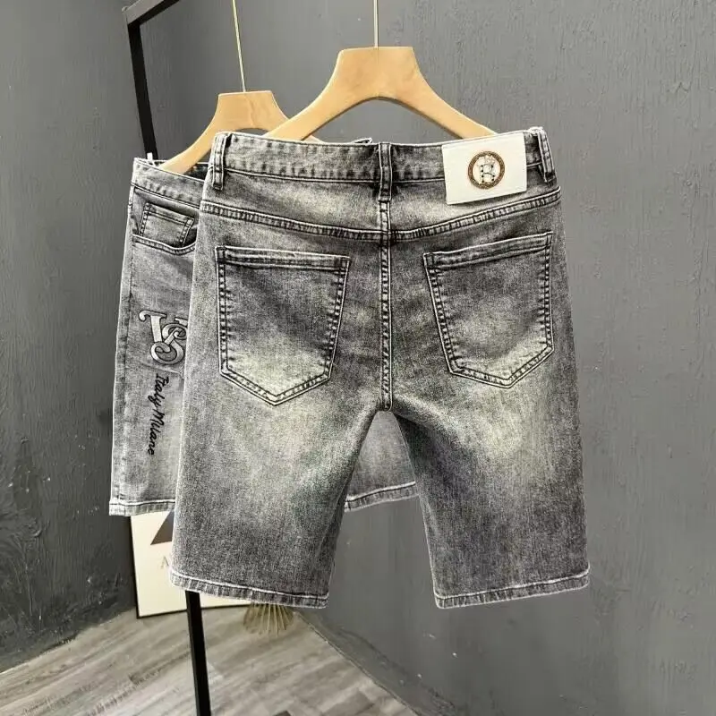 Summer Harajuku Korean Casual Denim Luxury Clothing Designer Embroidered Knee-length Jeans Shorts for Men Boyfriend Short Jeans