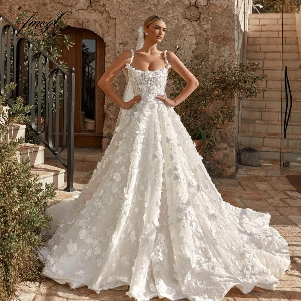 

Customized Spaghetti Straps A-Line Wedding Dresses Lace Appliques 3D Flowers Vestido De Novia Glamorous Backless Robe De Mariee