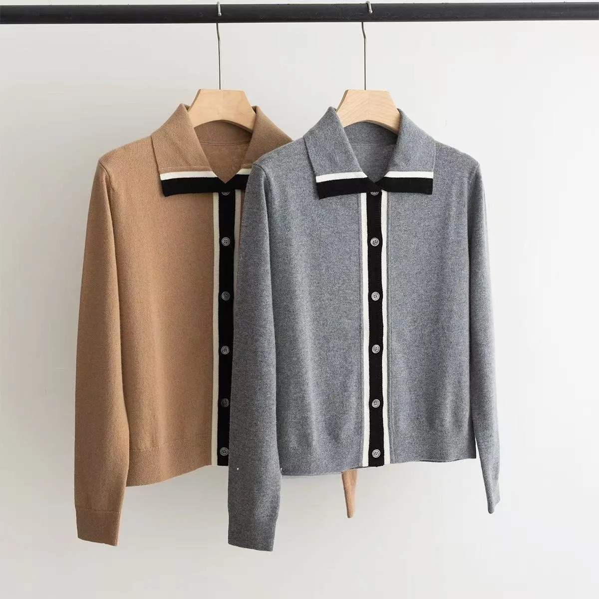 

Knitted Open Cardigan with Turn-down Collar Long Sve Winter Women's Faion High-end Sle Color Blo Design