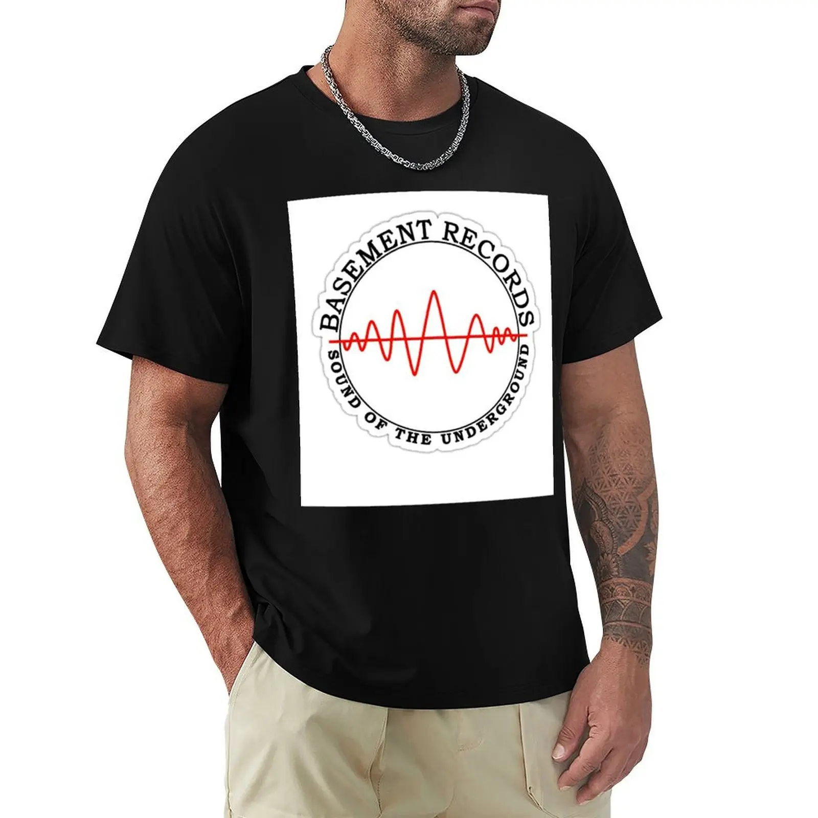 basement records Classic T-Shirt Plus Size Lightweight Tee Shirt