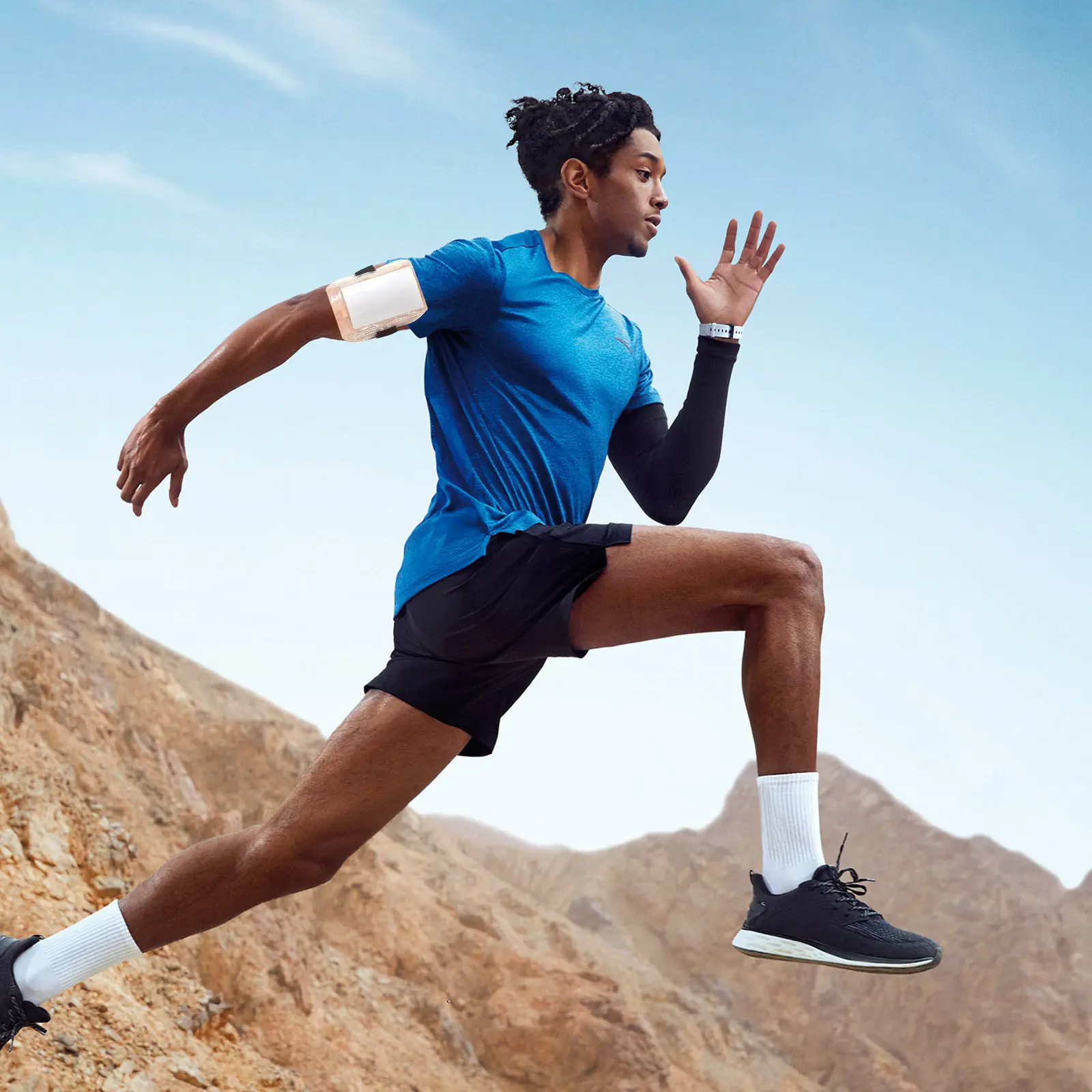 

1Pair Arm Badge Holder PVC Elastic Adjustable Armband for Id Card Name Tag Secure Fit Universal Size Soft Comfortable Work Pass