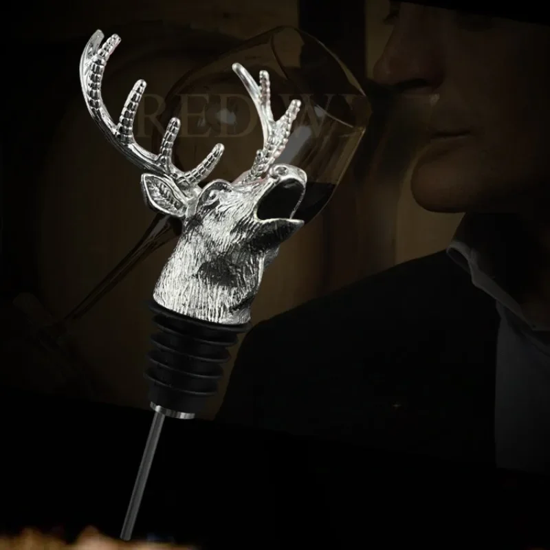 

New Animal Wine Pourer Zinc Alloy Deer Elk Lion Bull Leopard Antelope Head Wine Stopper Drinks Bar Night Club Tools Accessories