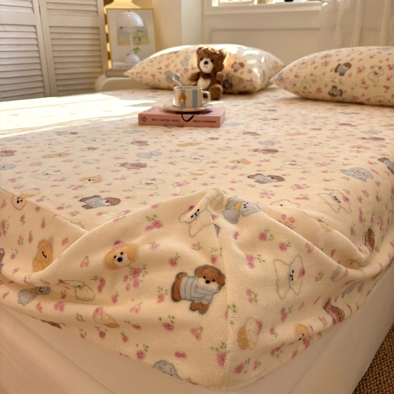 

2025 New Single-layer Printed Milk Fleece Bed Hat Printed Cartoon Winter Thickened Warm Mattress Cover Bedspread