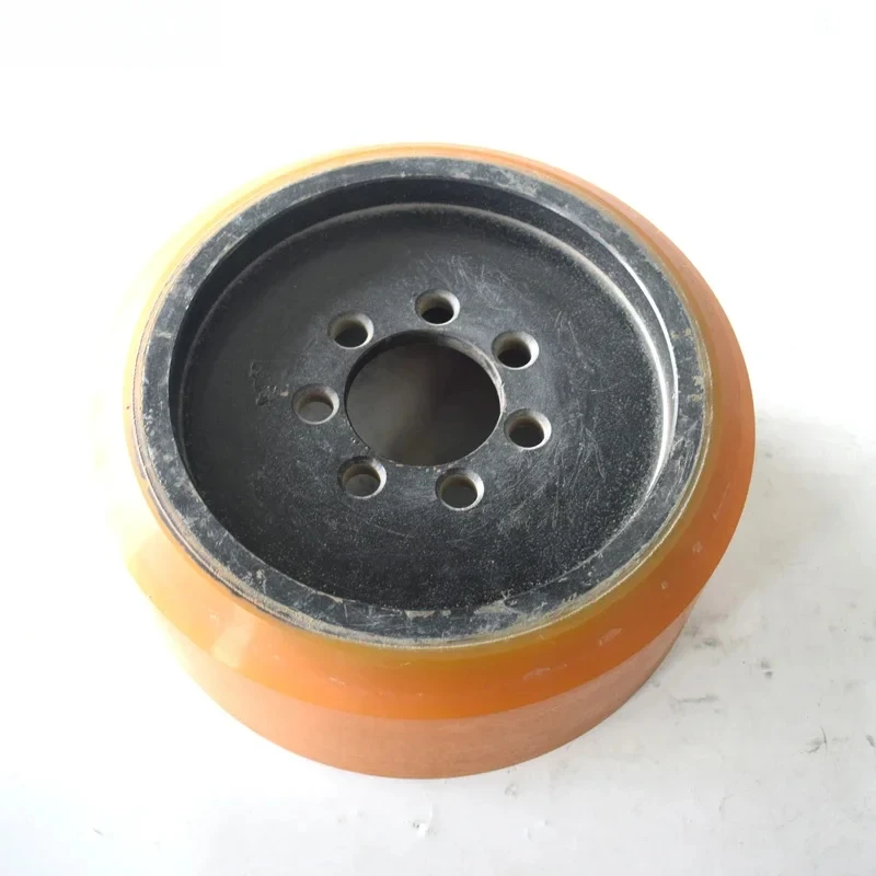 Linde R14 R16 R20 Forklift 343*135*80Mm PU Drive Wheels