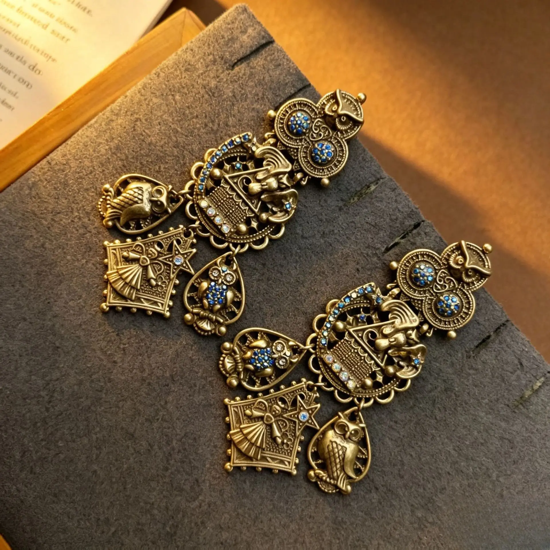 Medieval vintage distress owl embossed stud earrings palace style personalized  earrings retro medieval earrings