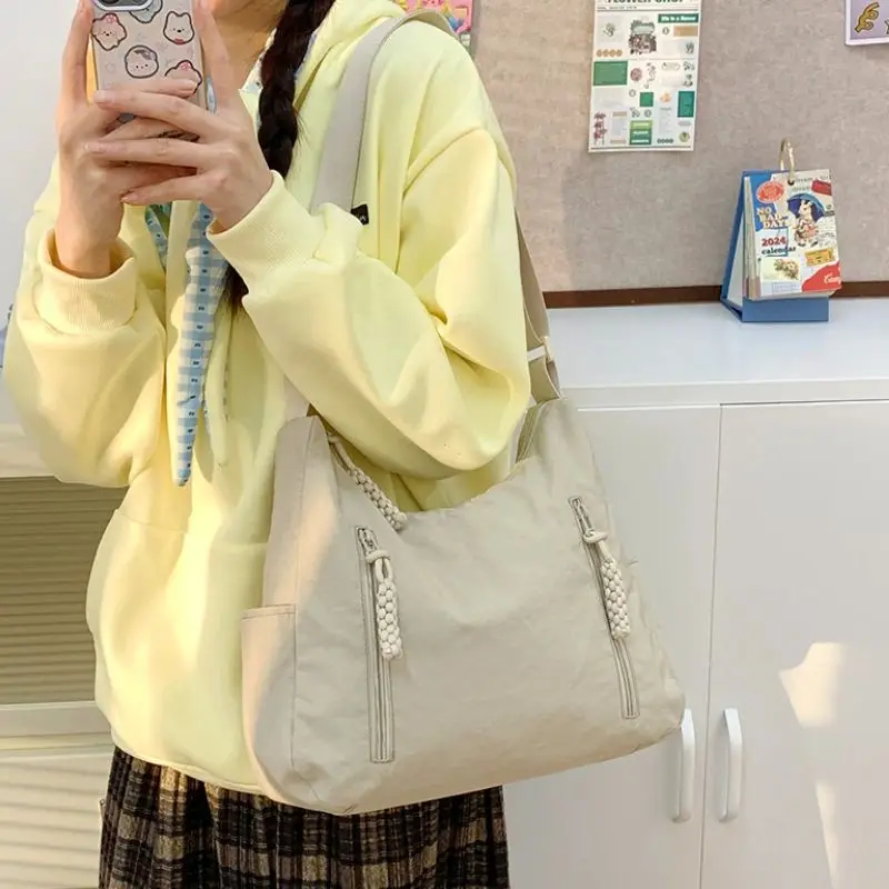 

Nylon Menger Bag Women Crescent Crossbody Bags Faionable Multi-Functional Women's Bag Durable ABS Material Handbag