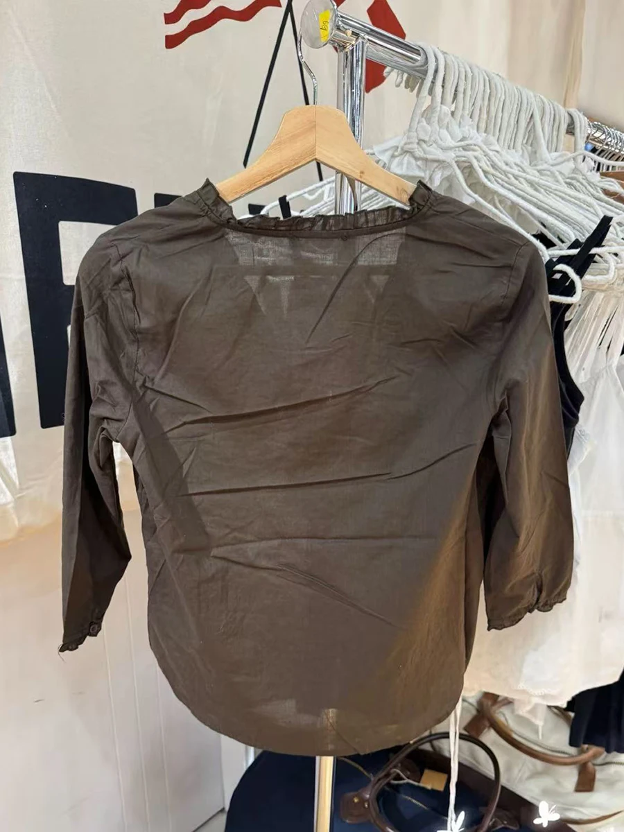 جديد براون القطن رقيقة الفطريات قمصان للنساء واحدة الصدر ثلاثة أرباع الخامس الرقبة البلوزات الحلو خمر بسيط تي شيرت بلوزة