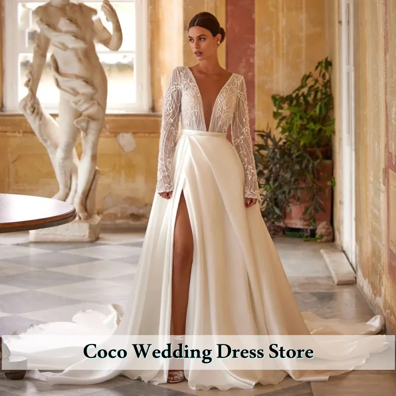 Gaun Pengantin A-Line Eksklusif yang Dikustomisasi, Kerah V, Lengan Panjang, Belahan Samping, Gaun Pengantin dengan Ekor Pendek, Vestidos De Novia