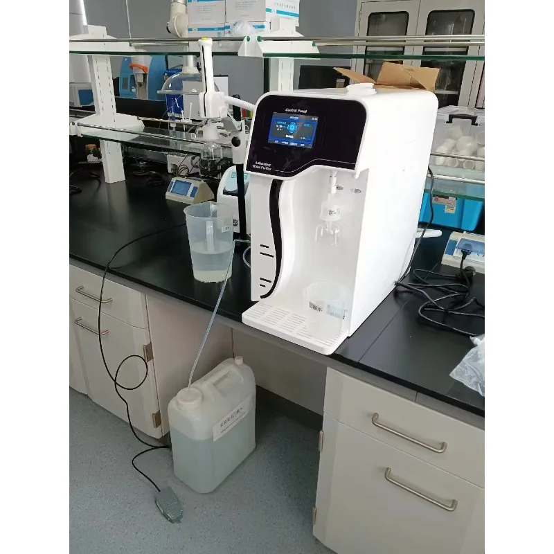 آلة مياه مختبرية من المصنع مع تدفق 18 2MΩ و10L H مثالية لتطبيقات كروماتوغرافيا HPLC والأيونات في تشي التحليلي #1
