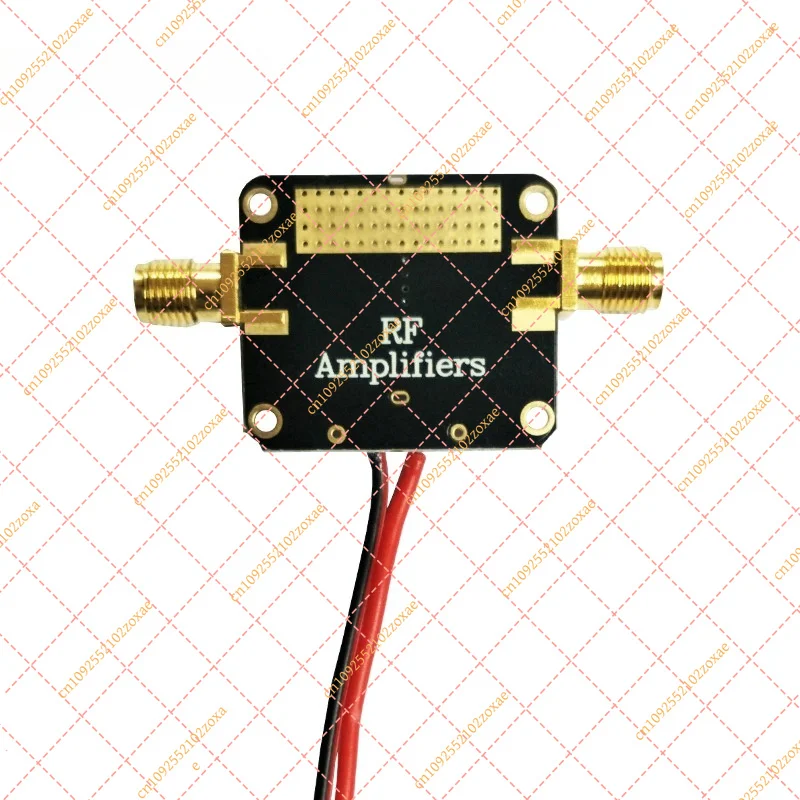 10M-8GHz Broadband Low Noise Amplifier LNA RF Amplifier 12dB High Gain Module with Onboard Shield Cover