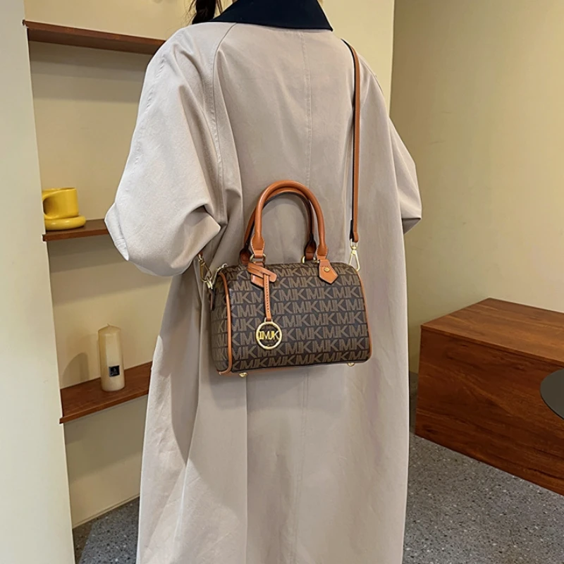 حقيبة نسائية عصرية جديدة عالية الجودة حقيبة كتف مطبوعة ريترو تريند ماركة كلاسيكية للسيدات حقيبة كروس مصممة حقيبة يد فاخرة