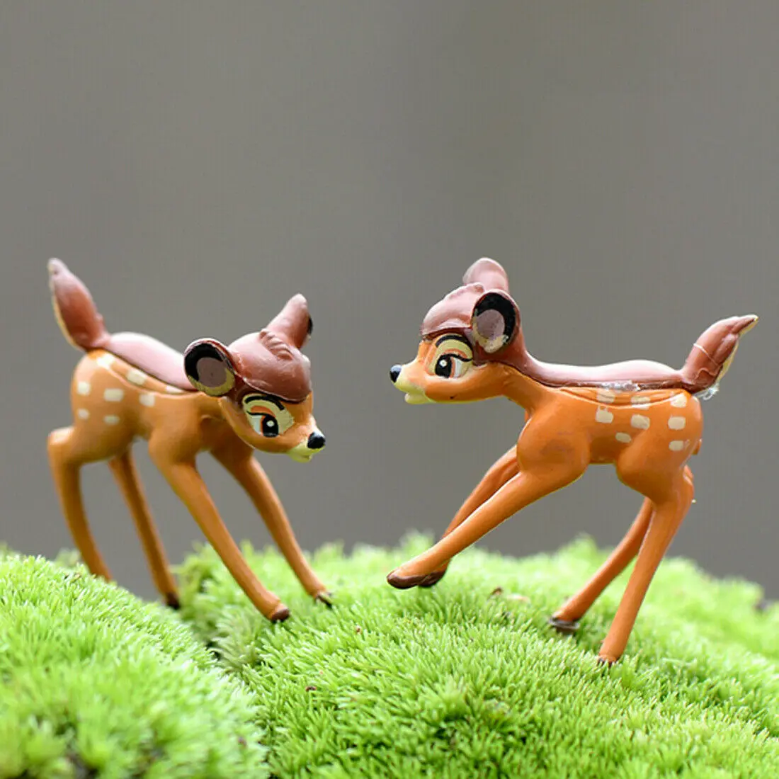 

Home Cute Room Decor Accessories Miniatures Furniture Gift 2PCS Lot Artificial Mini Sika Deer Fairy Garden Gnomes Moss Terrarium