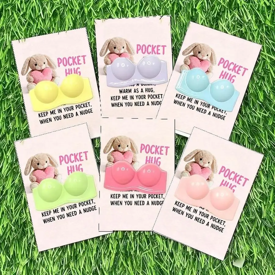 1/5/10/20/50/100pcs Cute A good friend is like a bra Novel bra pocket hug gift card set, synthetic resin, unique encouragement c