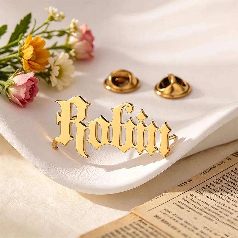 Customized Personalized Men's Gothic Font Names Brooch Made Of Stainless Steel Material Waterproof Suitable For Suits And Shirts