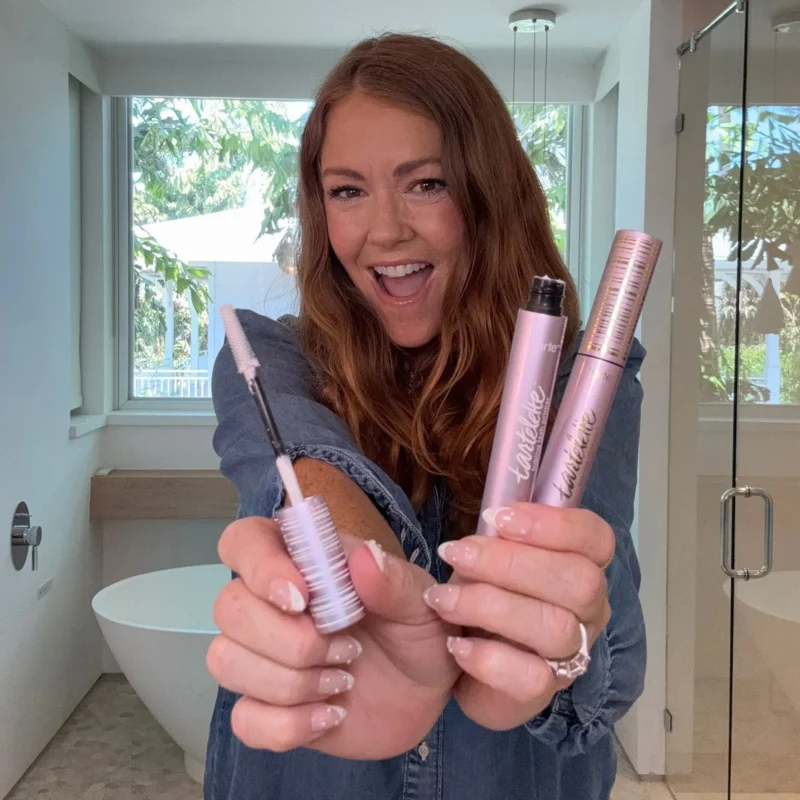 Thumbnail 2 - #40 Trending Cosmetic Sets Right Now