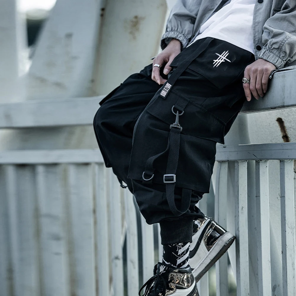 AOGZ Hip Hop Techwear Cargo Pants Men Streetwear Harajuku Tactical Pants Trousers Jogging Pants Loose Casual Sweatpants Black