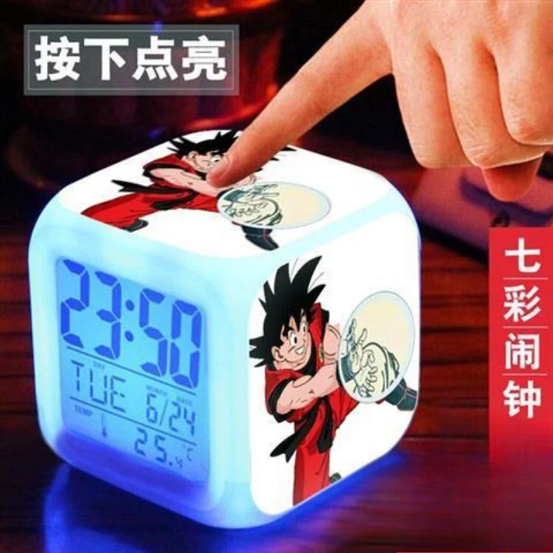 ใหม่ Dragon Ball Son Goku สร้างสรรค์อินเทรนด์อะนิเมะอุปกรณ์ต่อพ่วงส่องสว่าง Night Light ส่วนบุคคลมูลค่าการ์ตูนนาฬิกาปลุกของขวัญ