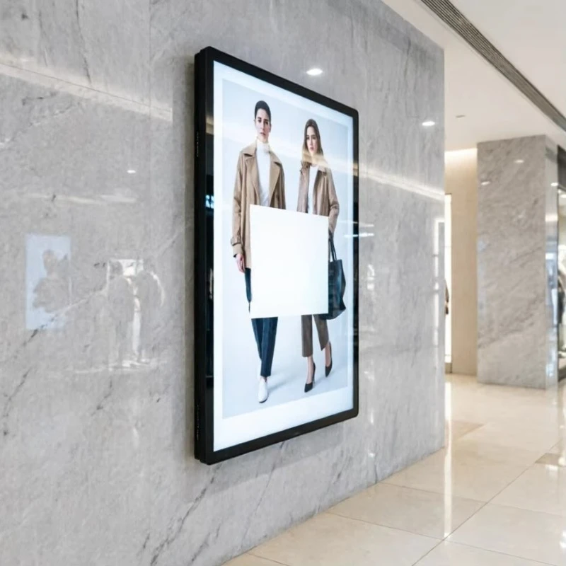 Wireless Digital Signage 31.5 Inch, Light Powered Electronic Poster Display for Advertising