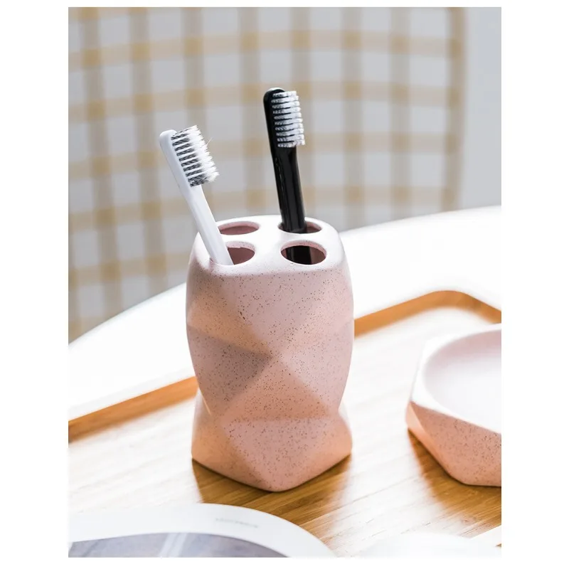 Ceramic Bathroom 4-piece Set Nordic Style Bathroom Supplies Ornaments for Gift Giving Mouthwash Cup Toothbrush Cup Set