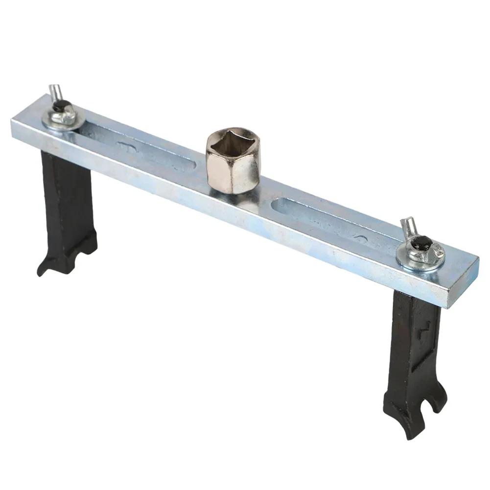 

Adjustable Fuel Tank Wrench 2 Jaw Wrench Auto Repair Mechanical Repair Auto Repair Tool High-quality Alloy Material