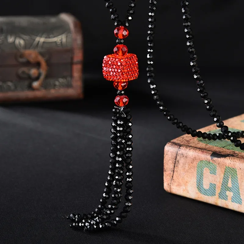 

Sweater chain, a simple, fashionable and high-end accessory necklace for women