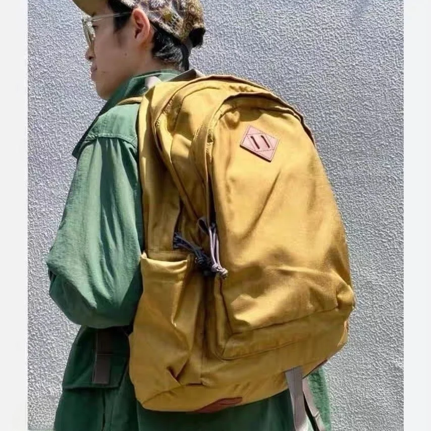 Durable Outdoor Unisex Backpack Strong Zippers Double Layered Shoulder Straps Heightened Waterproof for Daily Commuting