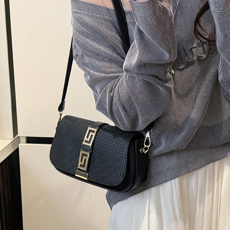 หรูหราหนังCrossbodyกระเป๋าสําหรับสุภาพสตรีกระเป๋าถือElegant Classicและยอดนิยมออกแบบผู้หญิงอุปกรณ์เสริมแฟชั่น