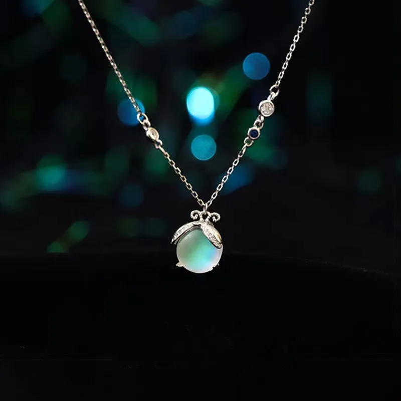 Fashion Silver Plated Zircon Aurora Insect Charm Pendent Necklace Jewelry For Women Girls Choker dz022