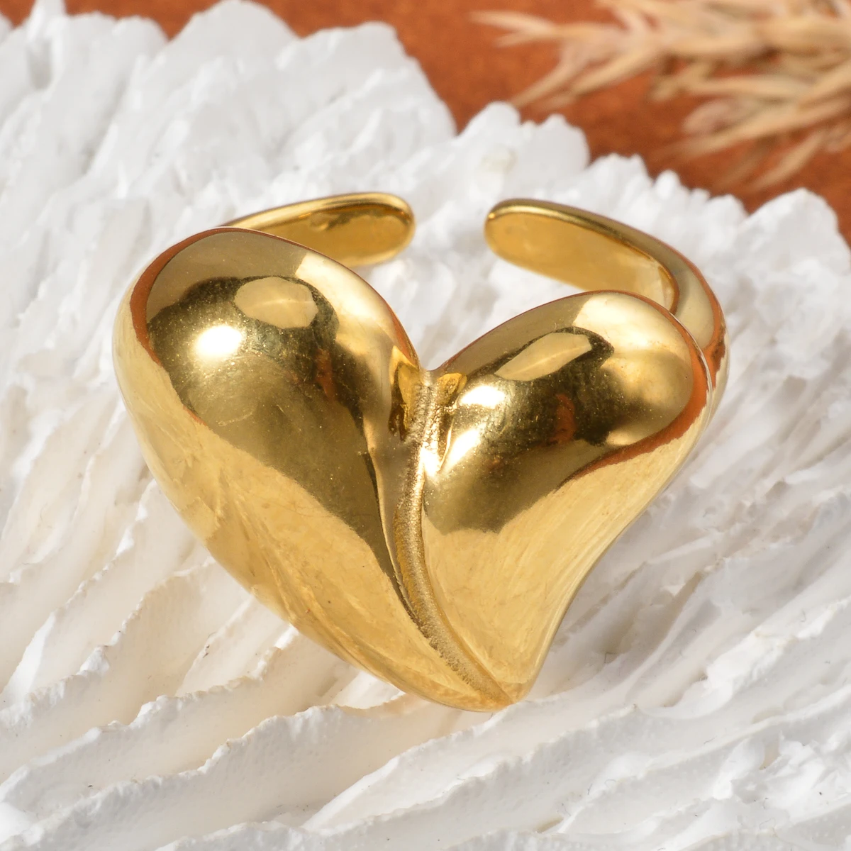 Stainless Steel Rings Heart Shape Adjustable Open Statement Rings Luxury Fashion Rings Women Jewelry Accessories Gifts