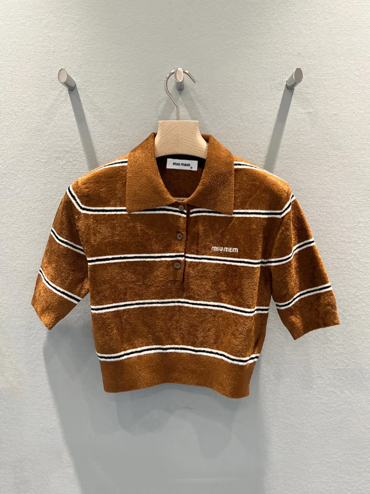 

High-End Women's Striped Knitwear T-irt Summer College Sle Top Quali Premium Fabric Comfortable Fit ort Sve