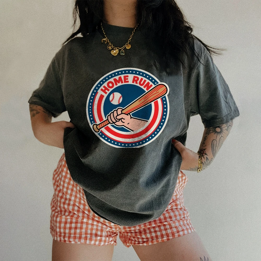 

Vintage Baseball Home Run Graphic T-Shirt Retro Sports Tee with Classic Bat Ball Badge Design for Baseball Lovers Casual Sporty