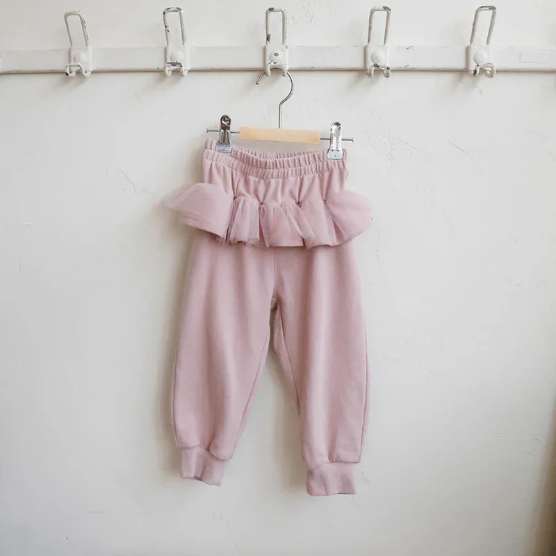 

Fall 2025 Korean Style Children's Girls Fashionable Mesh Skirt Pantsuit Fake Two-Piece Skirt Pants for Kids