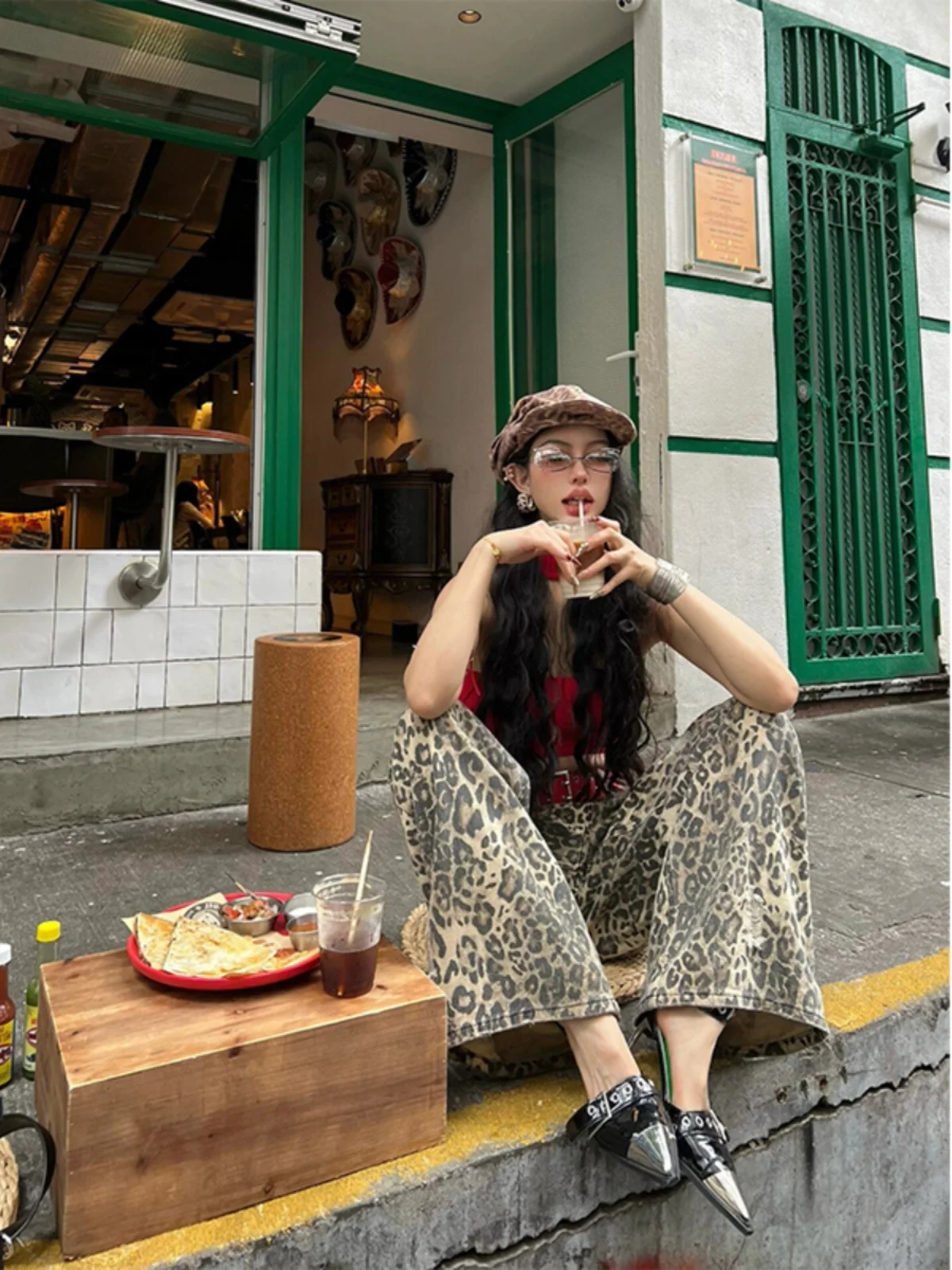 WCFCX STUDIO Jeans American Retro Leopard Print Jeans Women Washed Loose Casual Pants Straight Wide Leg Trousers Y2k