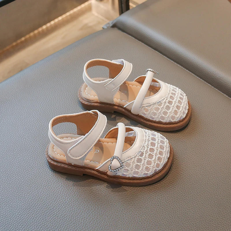 Kleinkind Mädchen Riemchen-Lederschuhe 2026 Neue Sommer Kinder Garten Hochzeitsschuhe Rutschfeste Klassische Prinzessinnen-Stil Barfuß-Sandalen – Detail 2