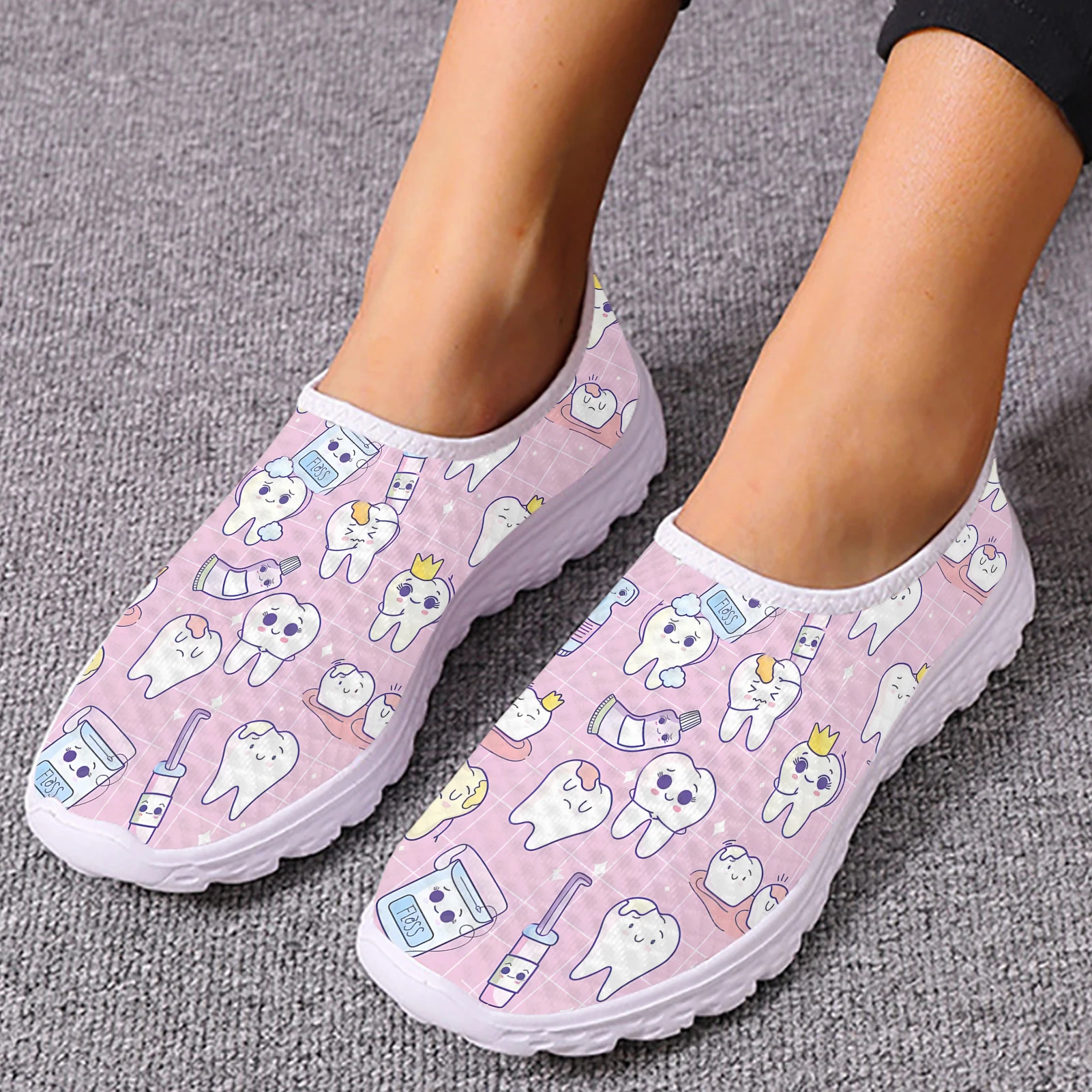 INSTANTARTS Cartoon Dental Loafers Pink Tooth Print Comfortable Breathable Shoes Medical Nurse Shoes Women\'s Slip On Shoes Flat