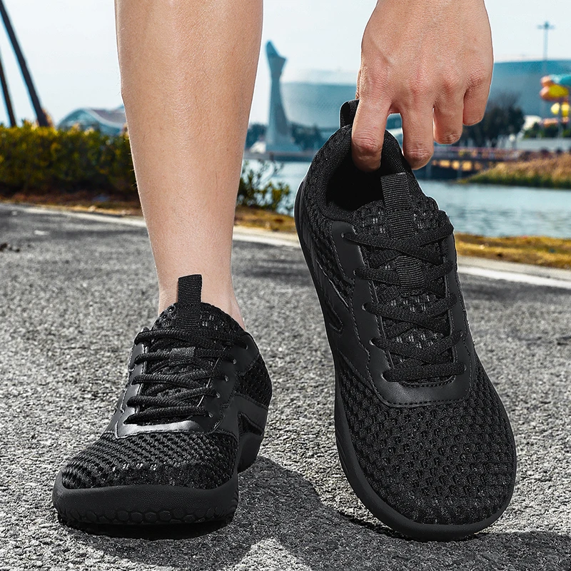 

Летние дышащие кроссовки с широким носком из сетчатого материала, минималистичные мужские кроссовки для бега, легкая обувь для ходьбы без подошвы, повседневная обувь для прогулок.