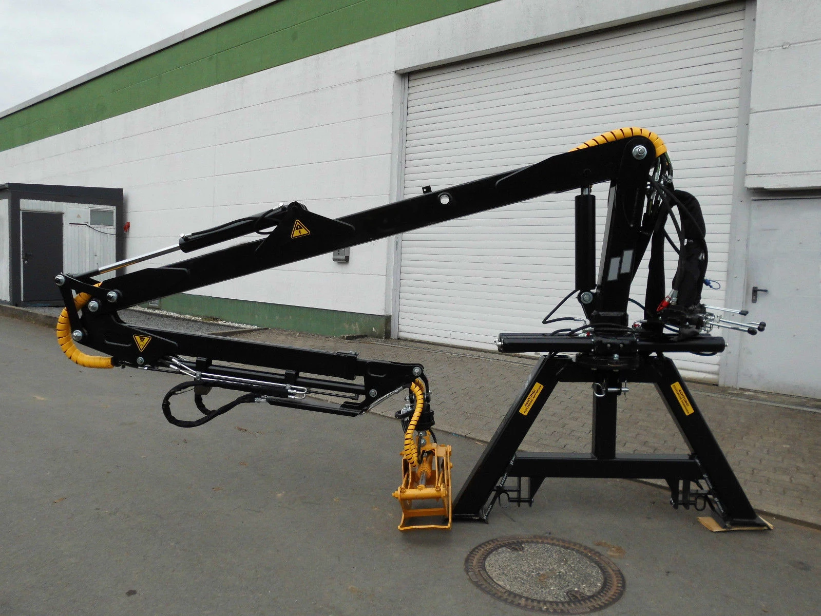 High Quality Lifting Crane Portable Wooden Hydraulics Log Crane Machines with Grapple