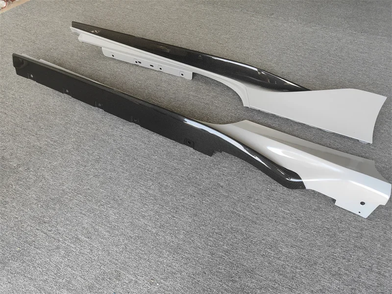

Used for Ferrari 488 GTB Spider upgrade P-style resin primer carbon fiber side skirt body kit