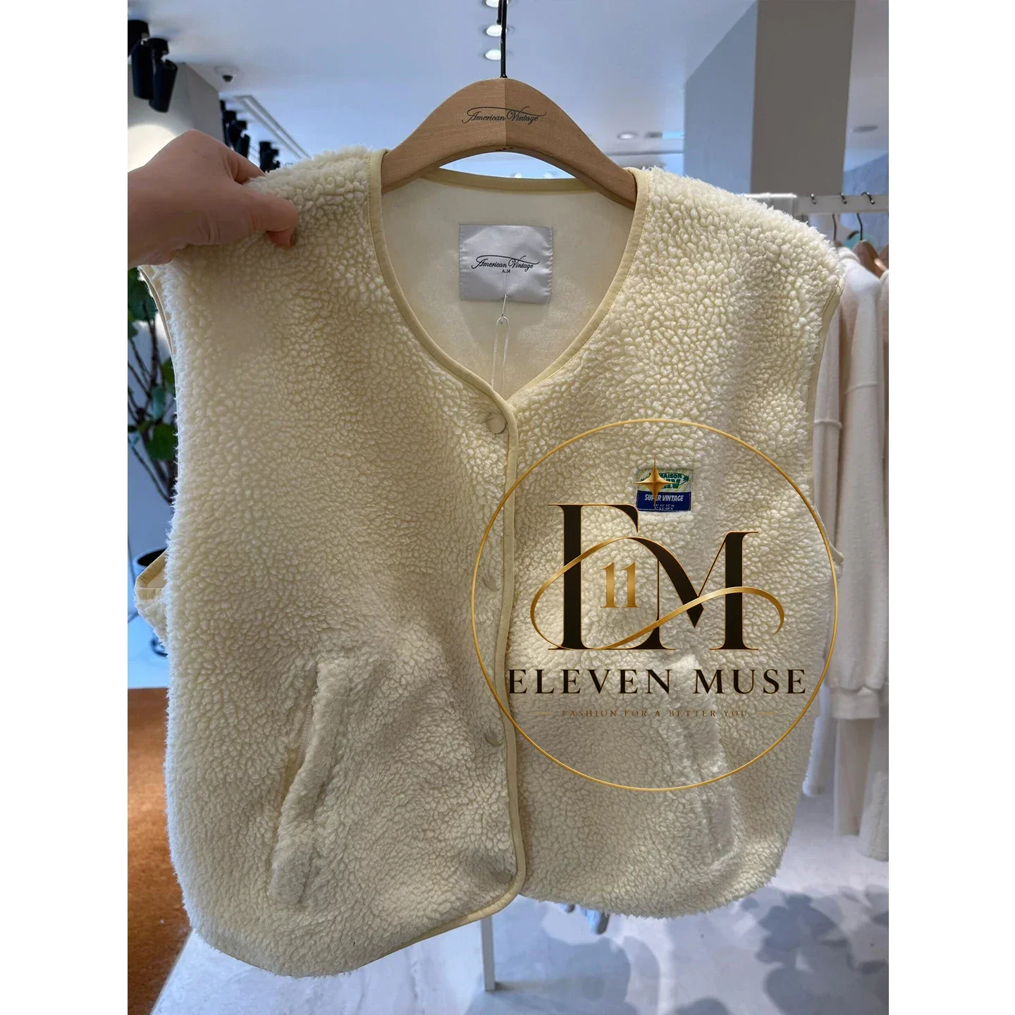 Warm Knitted Lamb Fur Vest Women American Vintage Fleece Lined Round Neck Single Button Thickened Autumn Winter Outerwear