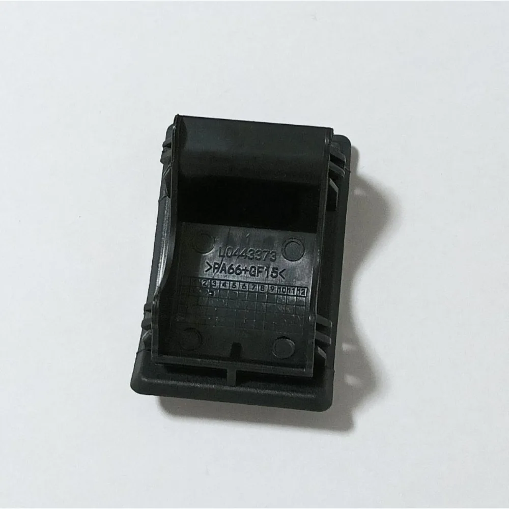 For NISSAN New QASHQAI 2016-2021 Rear Child Safety Seat Cover Seat Buckle ISOFIX Cover - Image 2