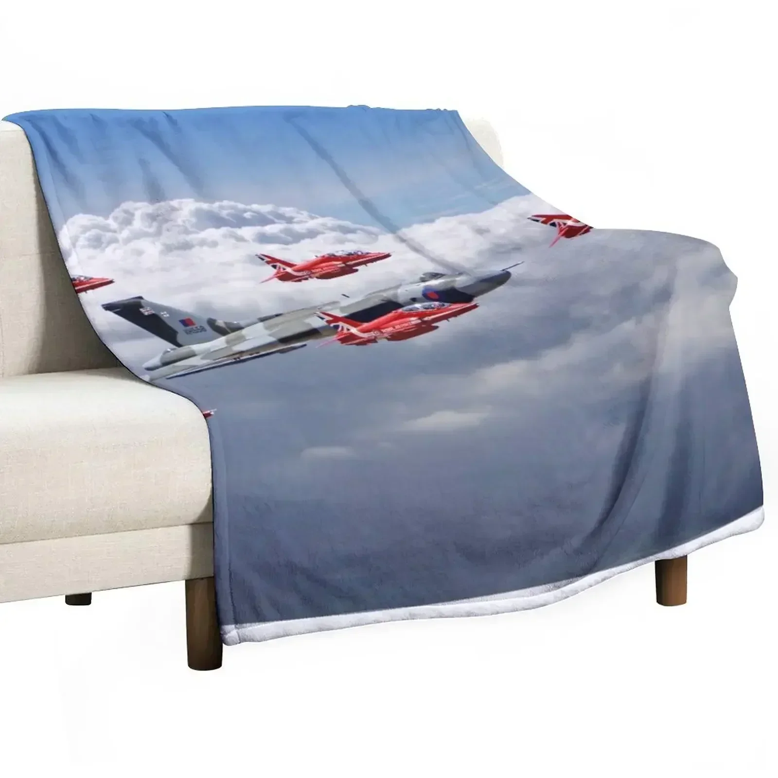 Final Vulcan Flight With The Red Arrows - 3 Throw Blanket Polar Blankets For Bed for sofa Stuffeds Luxury Brand Furry Blankets