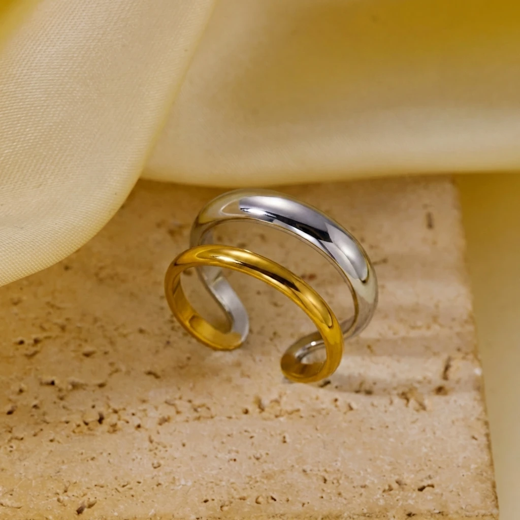 Minimalistischer Geometrischer Zweifarbiger Edelstahl Offener Ring für Frauen Zarter Wellenförmiger Manschettenring Hypoallergener Party-Fingerschmuck Geschenk – Detail 6