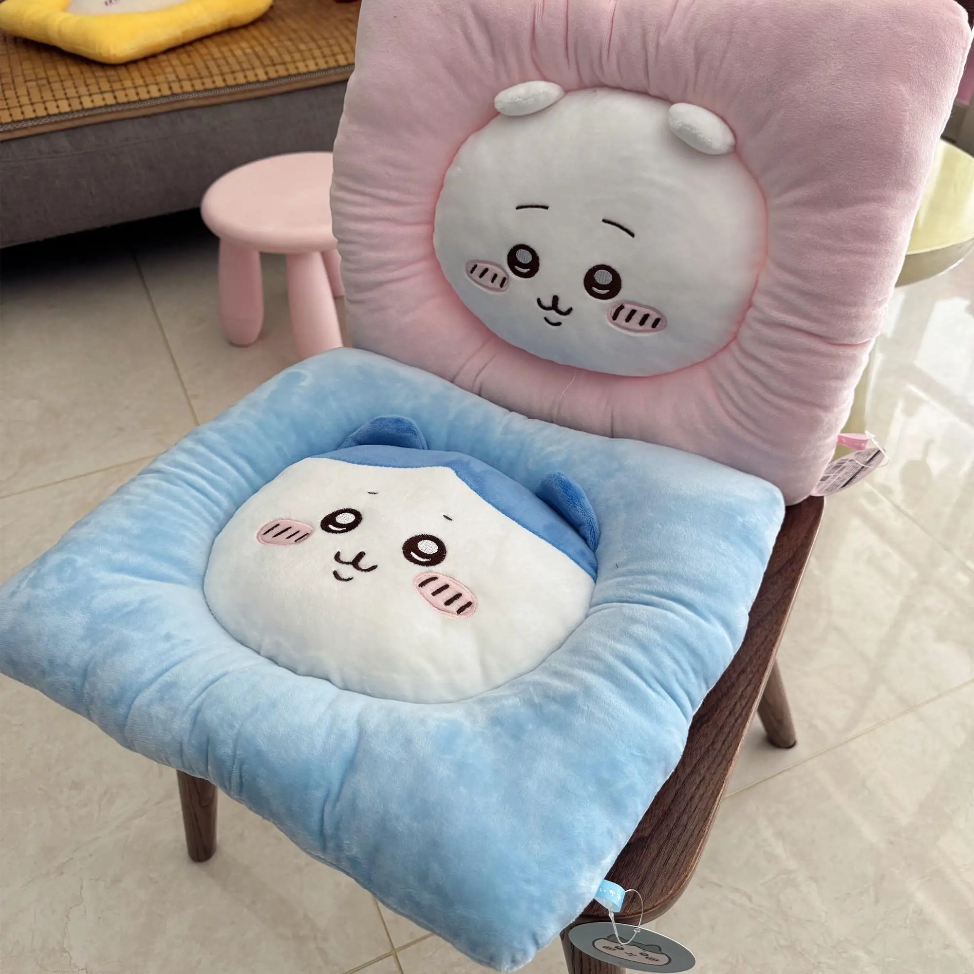 

Kawai Hachiware Hachiware Usagi Cartoon Home Car Bathroom Tatami Cushion