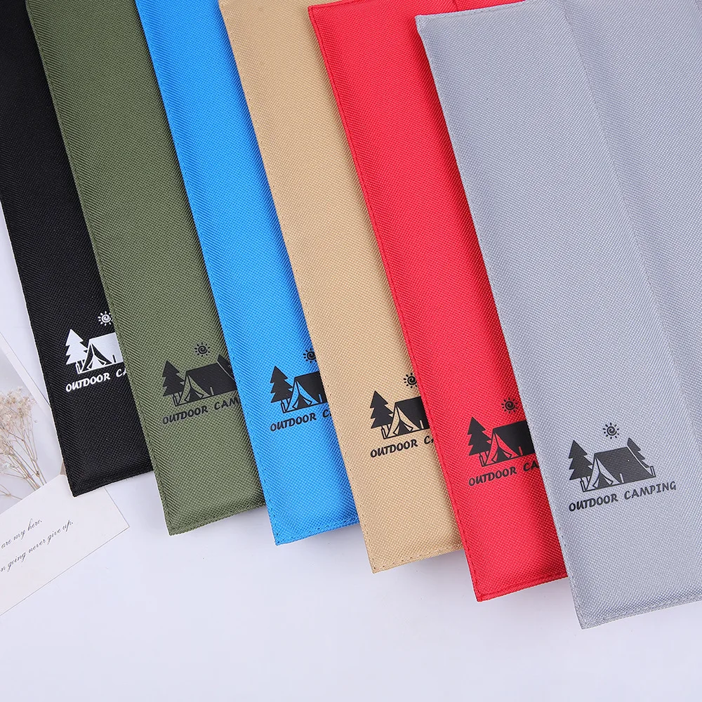 31*32 سنتيمتر المحمولة مقاوم للماء سجادة للرحلات ، حصيرة مقاومة للرطوبة ، التخييم سميكة في الهواء الطلق الشاطئ السفر للطي وسادة مقعد صغيرة