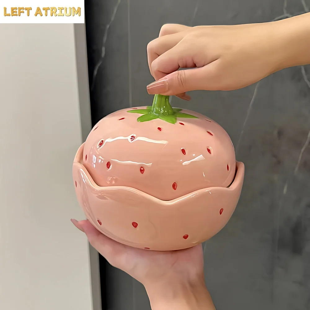Strawberry Ceramic Bowl with Lid Creative Ins Sweet Porcelain Food Container Large Capacity Noodles Soup Bowls Kitchen Supplies