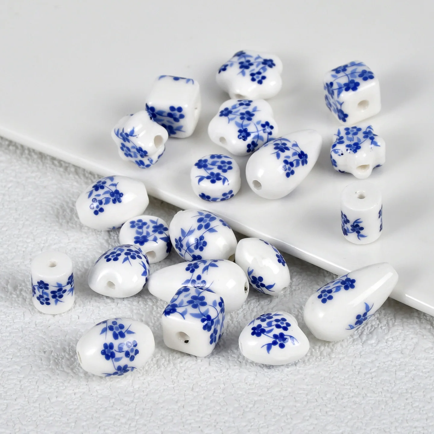 20pcs Heart Five-pointed Star Printed Ceramic Beads Spacer Loose Beads For Jewelry DIY Handmade Bracelet Necklace Accessories