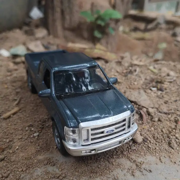 1/43 Nuovo Arrivo Prezzo Speciale Pressofuso In Metallo Americano F-250 Pickup Truck Modello Collezione di Mobili Display Giocattoli Per I Bambini