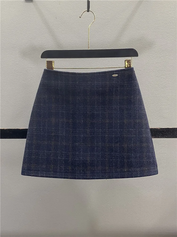 High Waist Plaid Woolen  Skirt Women's Autumn Winter Versatile Slimming A-Line Wrap Body Short Skirt Casual Zipper Style
