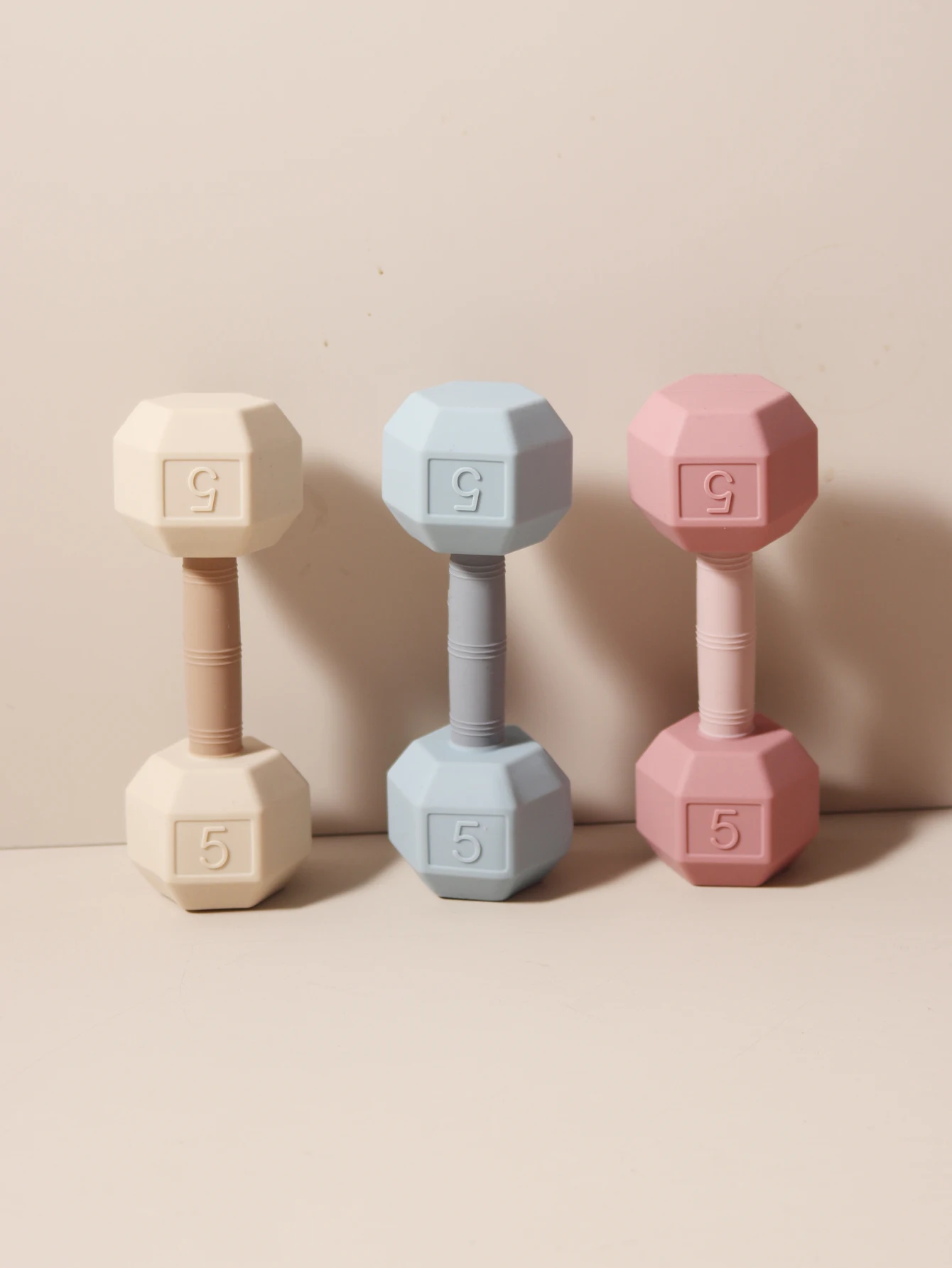 grzechotka dla niemowląt, zabawka do gryzienia, hantla, gryzak dla niemowląt 5kg, silikonowy gryzak do żucia, 0-2 lata